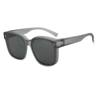 Men's Clip-On Myopia Sunglasses Set, Polarized UV400 Protection for Driving - 9