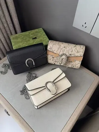 Timsah Desenli Kadın Askılı Çanta Zincirli Küçük Kare Model