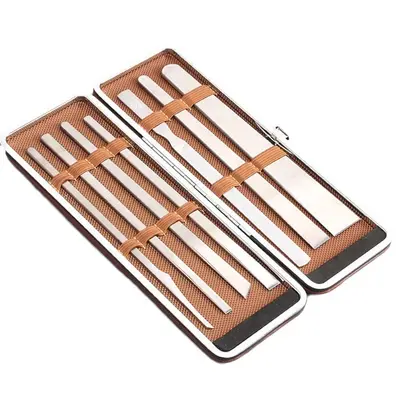 Foot massage stainless steel pedicure knife tool for removing dead skin manicure knife microdermabrasion foot knife Yangzhou three-blade pedicure set