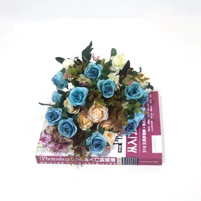 Künstliche Blumen im europäischen Stil, 12 kleine Rosen, Hochzeitsstrauß