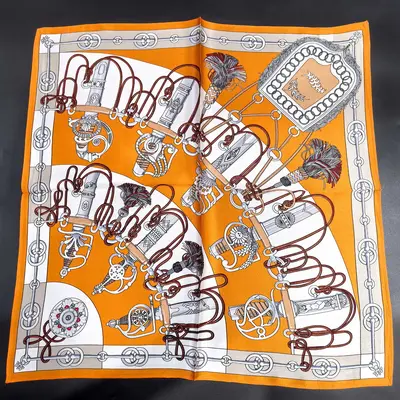 Mulberry Silk Printed Thin Summer Square Scarf - 9