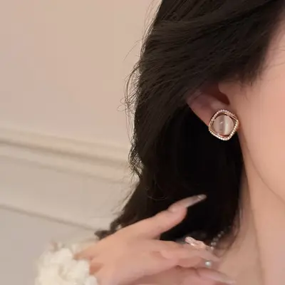 Cat eye stone ear clips, sparkling diamond, no piercing required - 3