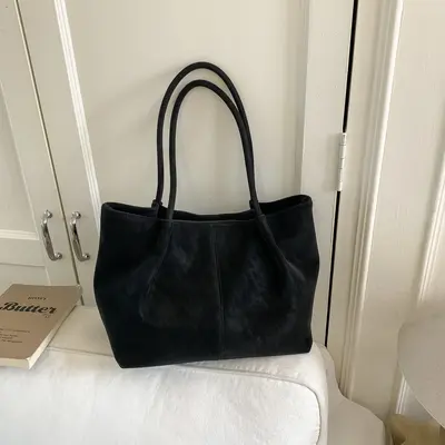 2026 Large Capacity Women's Frosted Matte Tote Bag, Retro Underarm Design