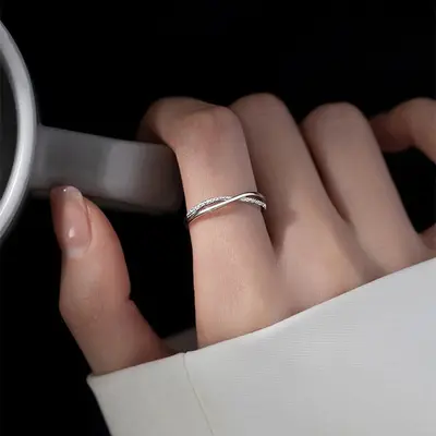 Silver Ring Women Niche Design Simple Band Lightweight Luxury 2026 New Style Trendy Premium Sense Index Finger Ring Fashion Personality Single Ring