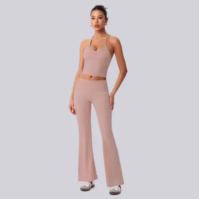 Yoga-Set mit Neckholder-Top und High-Waist-Hose - 9