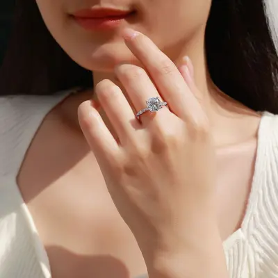 S925 Sterling Silver 3 Carat Moissanite Engagement Ring, Four-Claw Classic