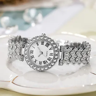 Women's quartz watch with rhinestone detail and Roman numerals - 2