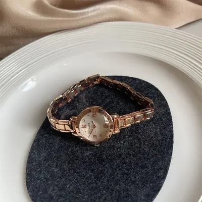 French style minimalist women's quartz watch slim band - 4
