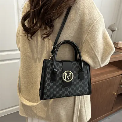 Women's Large Printed Shoulder Bag, Large Capacity Casual Crossbody Bag - 4