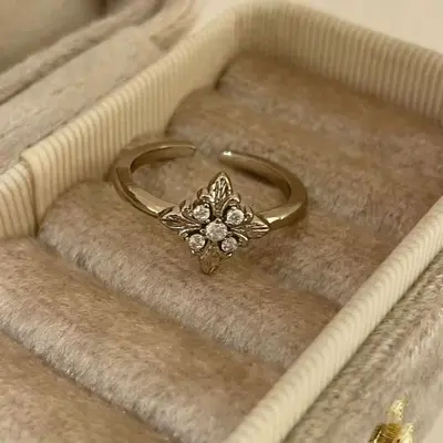 Vintage Kreuz offener Ring, Kaffeegold, Nischendesign - 8