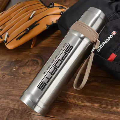 Doppelwandiger Vakuum-Thermobecher aus Edelstahl - 10