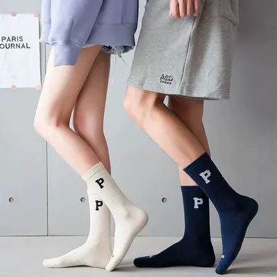 Damen Frühlings- und Herbst reine Baumwoll-Mittelpanther-Socken Mode-Letter-Basketball-Socken Baumwoll-Socken Herren Sport-Socken lange Socken Großhandel - 4