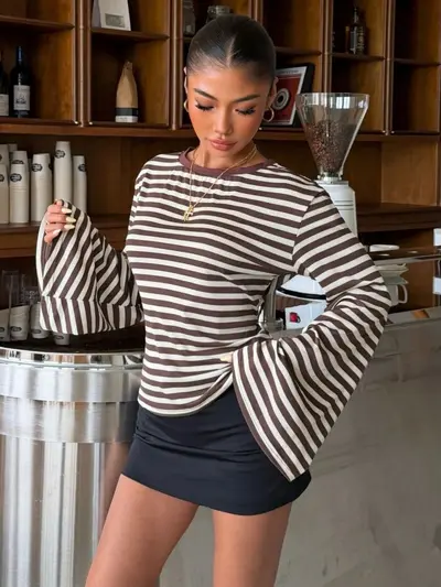 Women's Solid Color Boat Neck Flared Long-Sleeve T-Shirt