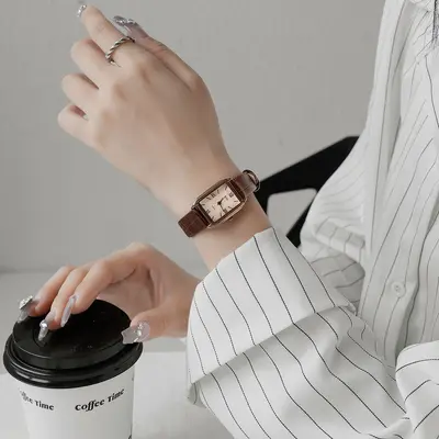 Goldie Damen-Armbanduhr, quadratisches Zifferblatt, wasserdicht