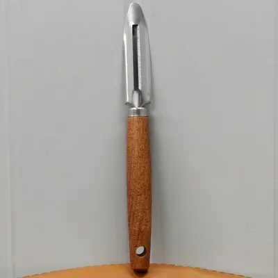 Obstschäler mit Holzgriff aus Edelstahl - 7