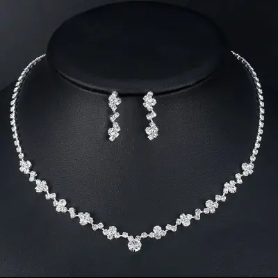 Cross-border bestselling fashion pearl necklace for women bridal jewelry earrings high-end luxury niche collarbone chain accessories - 8