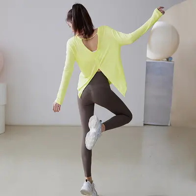 Geniş kesim nefes alan spor üstü, yoga, uzun kollu