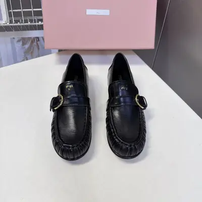Genuine Leather Women's Loafers with Chunky Heel and Buckle - 7