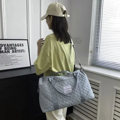 Travel Bag with Wet and Dry Separation, Large Capacity - 3