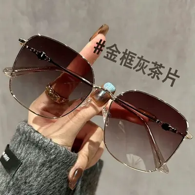 Gold-Frame Sunglasses for Women, Ultra-Light Large Frame, UV Protection - 4