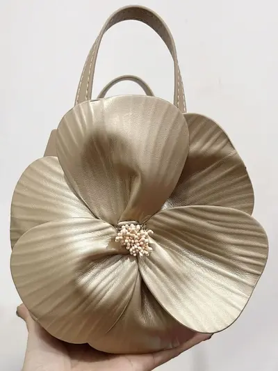 Women's French Petal Floral Tote Bag, Single-Shoulder Chain Strap - 6