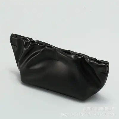 Black leather sunglasses case, large capacity, cloud design - 12