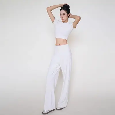 Kadın Yüksek Bel Gevşek Paça Yoga ve Koşu Pantolonu, Çıplak Hissi Kumaş
