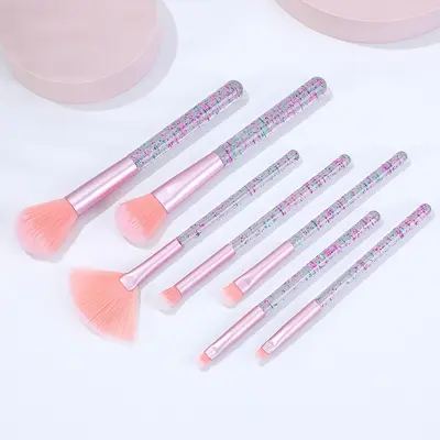 Yeni Model 7 Parça Pembe Taşınabilir Makyaj Fırçası Profesyonel Makyaj Aracı Allık Fırçası Pudra Fırçası Far Fırçası Seti Çapraz Sınır Göz
