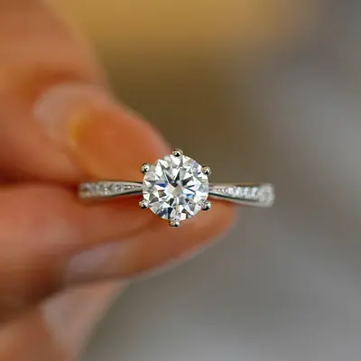 S925 silver moissanite ring, six prong, classic crown design - 5