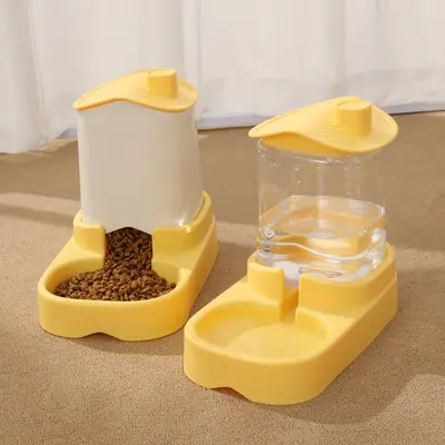 Mobiler Hunde-Wasserspender und Futternapf-Kombination