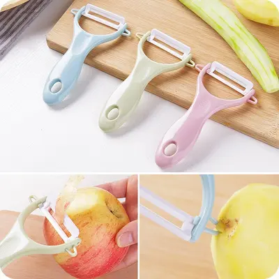 Vegetable Peeler with Storage Container - 11