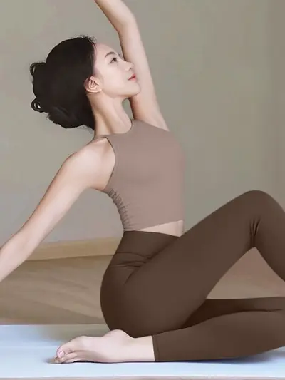 瑜伽服套装女高级感专业高端固定一体杯运动背心2026新款健身上衣 - 10