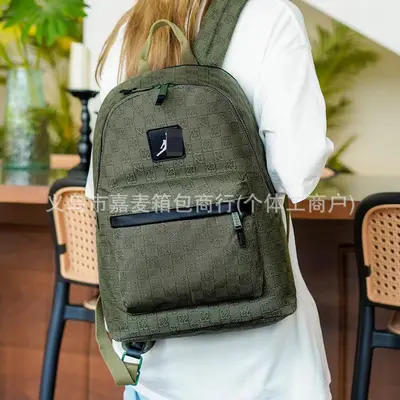 Large-Capacity Unisex Student Backpack for Travel and Outdoor Use