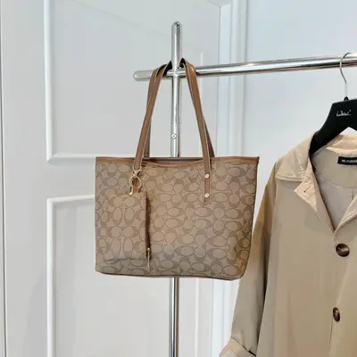 Women's Minimalist Tote Bag, Large Capacity, Elegant Commuter Style - 10