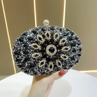 Strass-Sonnenblumen-Abendtasche, vollständig mit Strass besetzt - 7