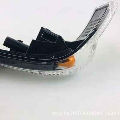 Passende Rückfahrspiegelleuchte 81740-52050 für Toyota Corolla Camry Yaris Prius