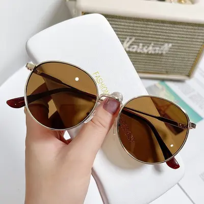 Retro Round Metal Frame Sunglasses, UV400 Protection, Unisex - 4