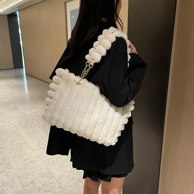 Women's Fluffy Plush Tote Bag, Underarm Style, Large - 4