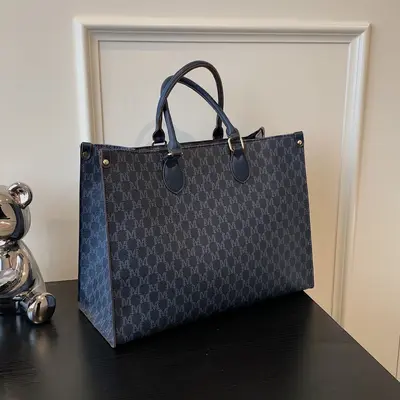 Women's Tote Bag, Large Capacity Single Shoulder for Commuting - 12