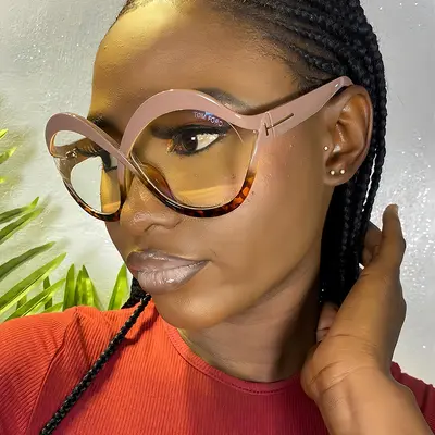Oversized T-Frame Sunglasses, Round Frame, UV Protection Women's Style - 3