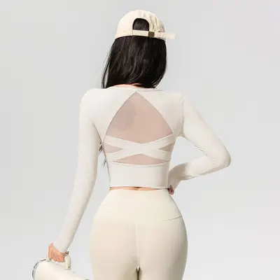 Damen Langarmshirt mit Brustpolster stoßdämpfend figurformend Yoga und Laufen - 6