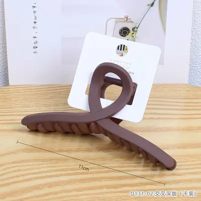 Card mounted high-quality rubber paint large grip simple brown hair clip barcode hair accessory back of head shark clip - 8