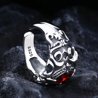 S925 Silberplattierter Granat-Blüten-Ring Herren