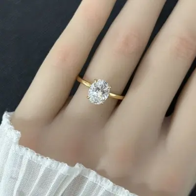 S925 Sterlingsilber Ring mit 2-8 Karat ovalem Moissanit