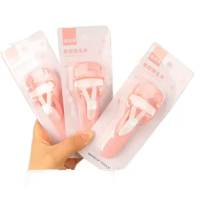 Pembe Taşınabilir Kıvırcık Kirpik Maşası Uzun Süreli Şekil Sabitlemesi Geniş Açı Modeli Kız Kalbi Güzellik Aracı