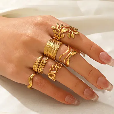 European and American popular stainless steel love open ring women's stylish hip-hop line cross heart-shaped titanium steel ring wholesale