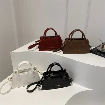 Retro Large-Capacity Women's Handbag, Shoulder and Crossbody, Small Square - 3