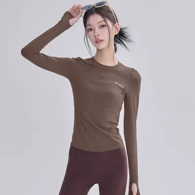 新款紧身速干显瘦瑜伽服修身跑步运动长袖新款专业普拉提训练上衣 - 4
