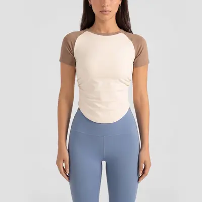 Women's Yoga Set with Slimming Effect and Short-Sleeve Top - 10
