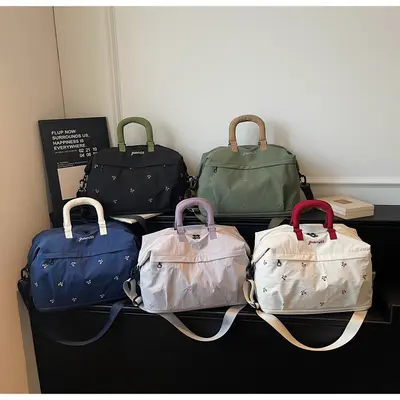 Women's Portable Short Trip Travel Bag 2026 New Trendy Fashion Outdoor Storage Luggage Bag Large Capacity Crossbody Fitness Bag
